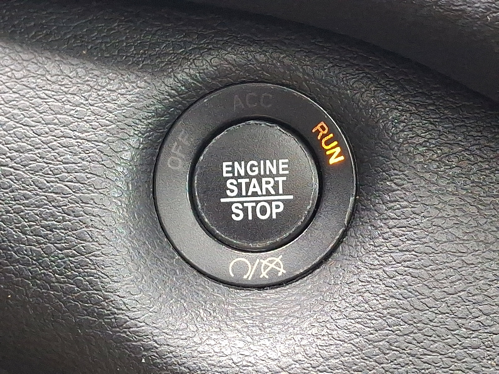 Certified 2019 Jeep Cherokee Limited w/ Technology Group AWD/4WD image 27