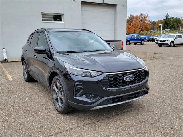 New 2026 Ford Escape ST-Line w/ Tech Pack #1 image 3