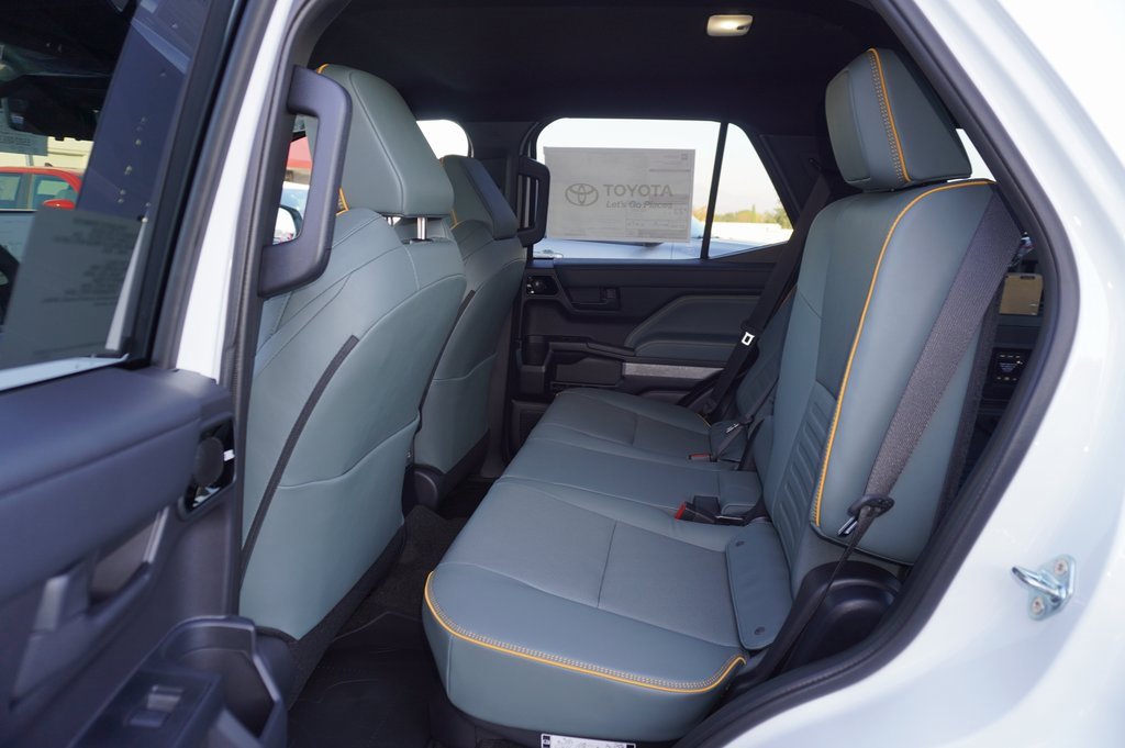 New 2025 Toyota 4Runner Trailhunter image 18