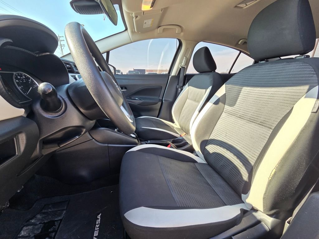 Used 2021 Nissan Versa SV image 22