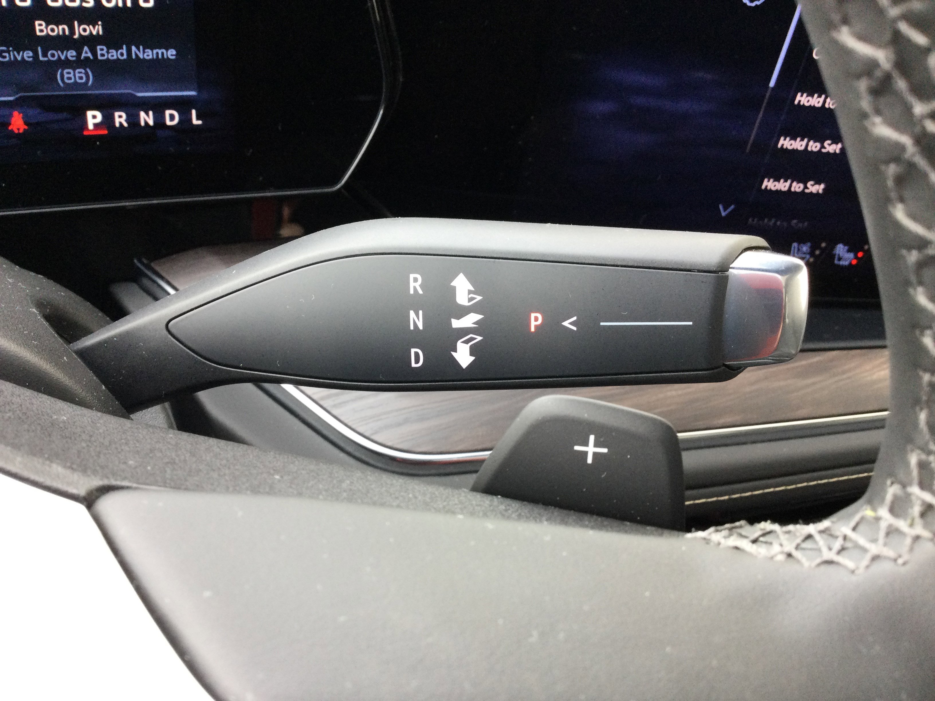 New 2026 Chevrolet Suburban Premier image 18