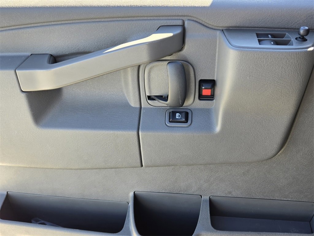 Used 2023 Chevrolet Express 2500 w/ Driver Convenience Package image 33