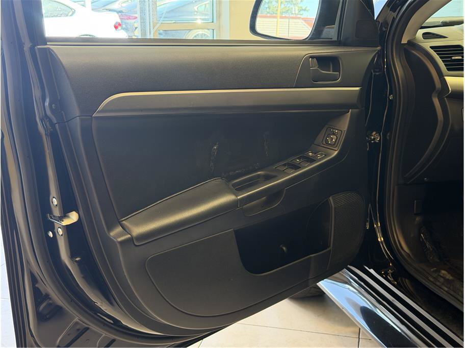 Used 2014 Mitsubishi Lancer ES FWD image 10