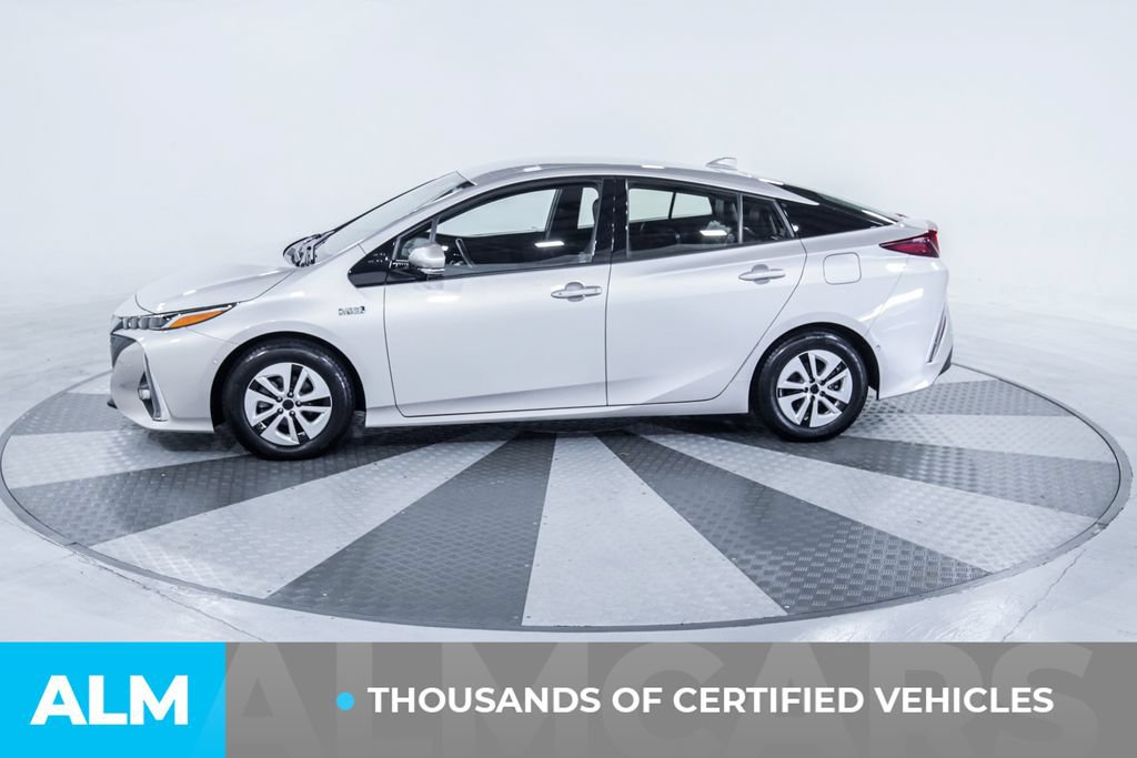 Used 2019 Toyota Prius Prime Advanced FWD image 4
