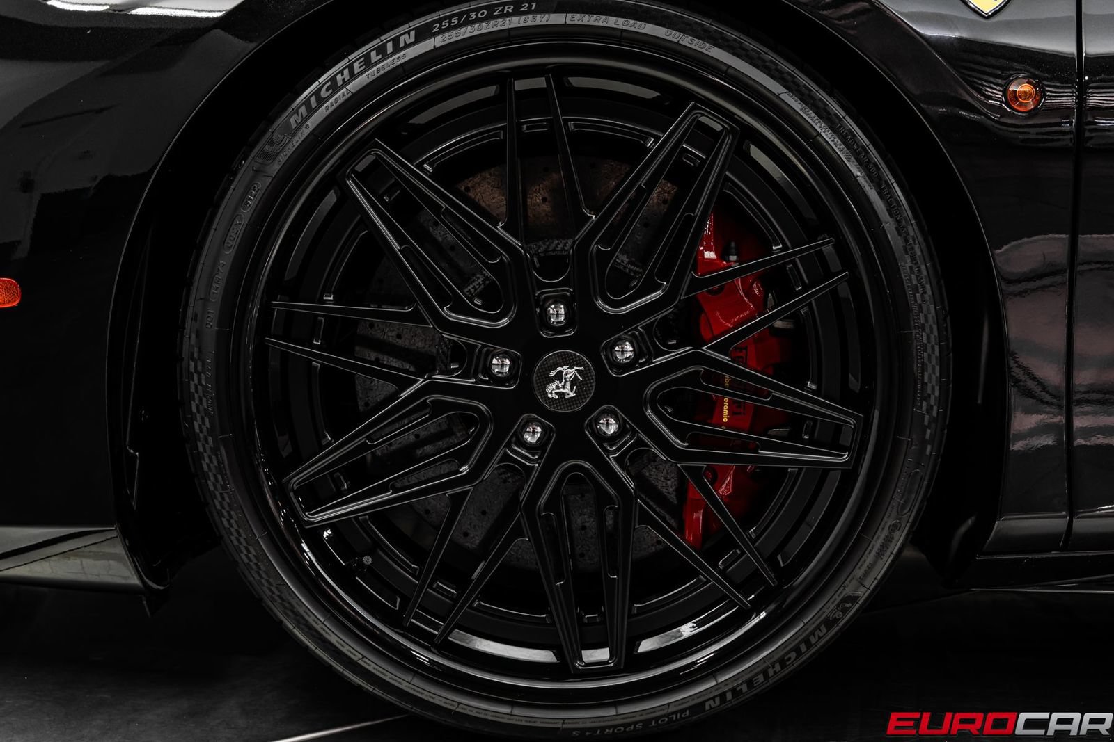 Used 2019 Ferrari 488 GTB RWD image 24
