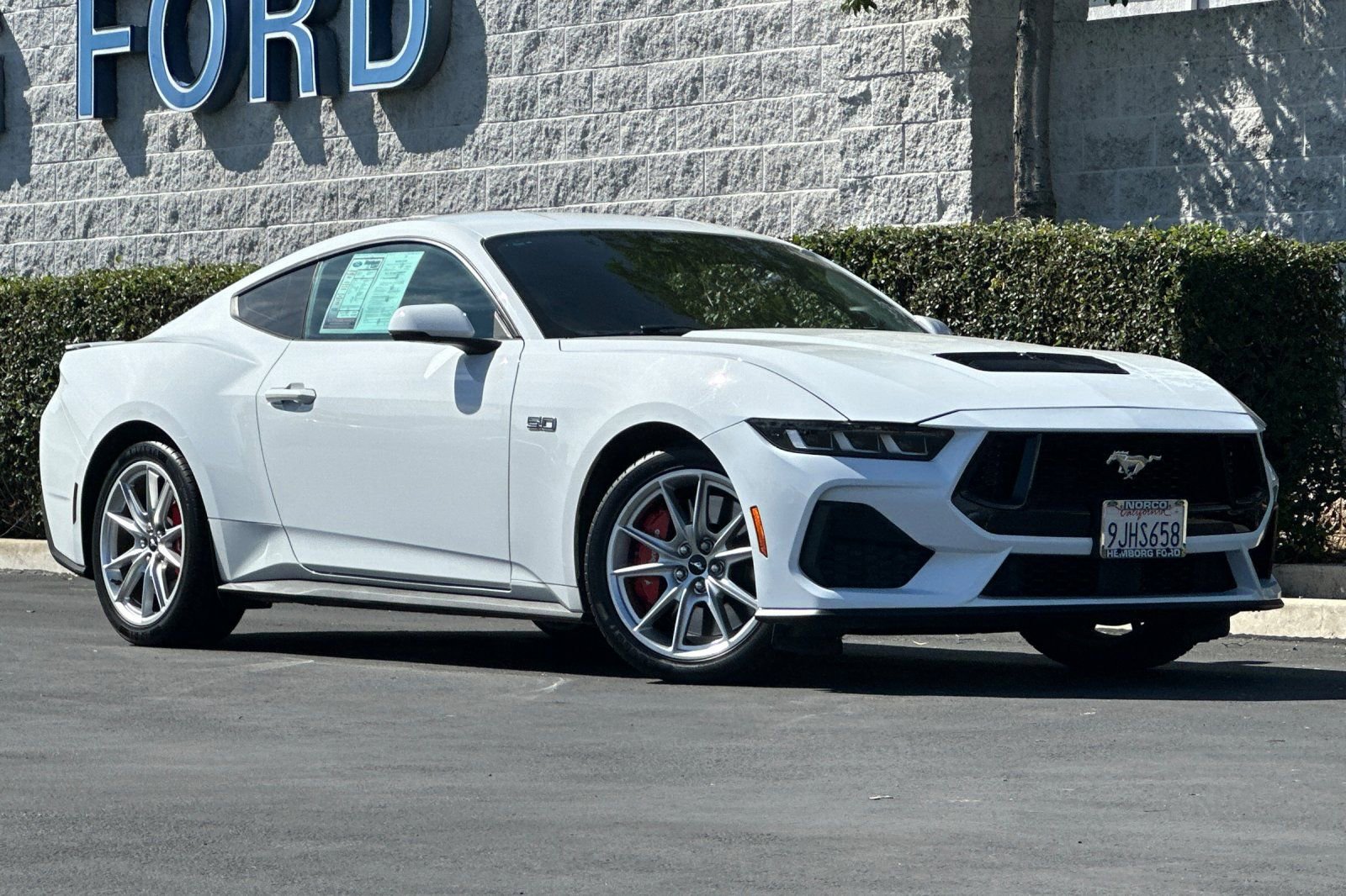 Used 2024 Ford Mustang GT Premium image 2