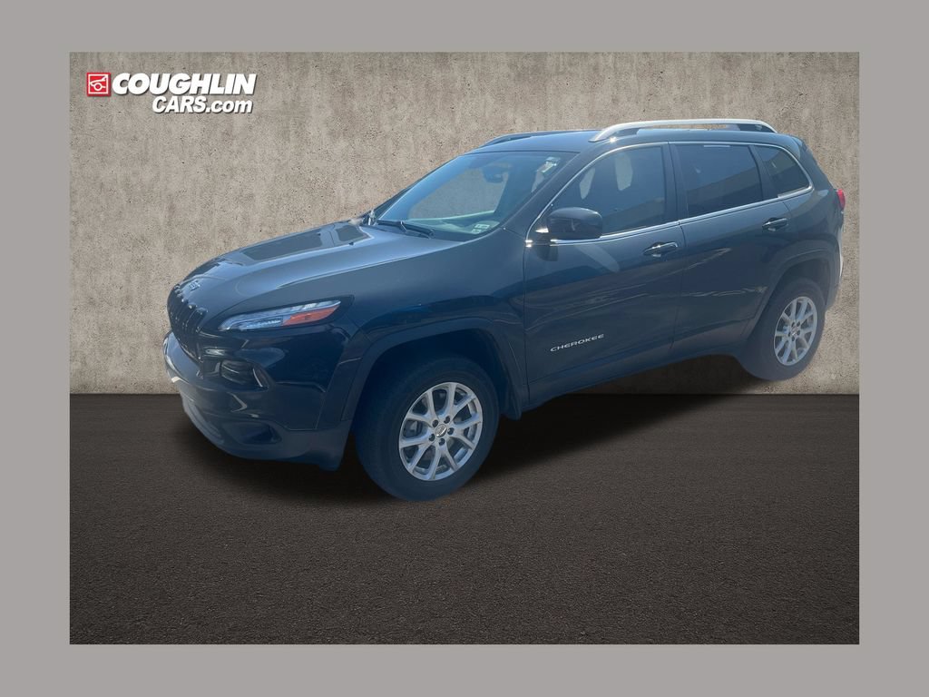 Used 2018 Jeep Cherokee Latitude Plus w/ Cold Weather Group AWD/4WD 360° Tour