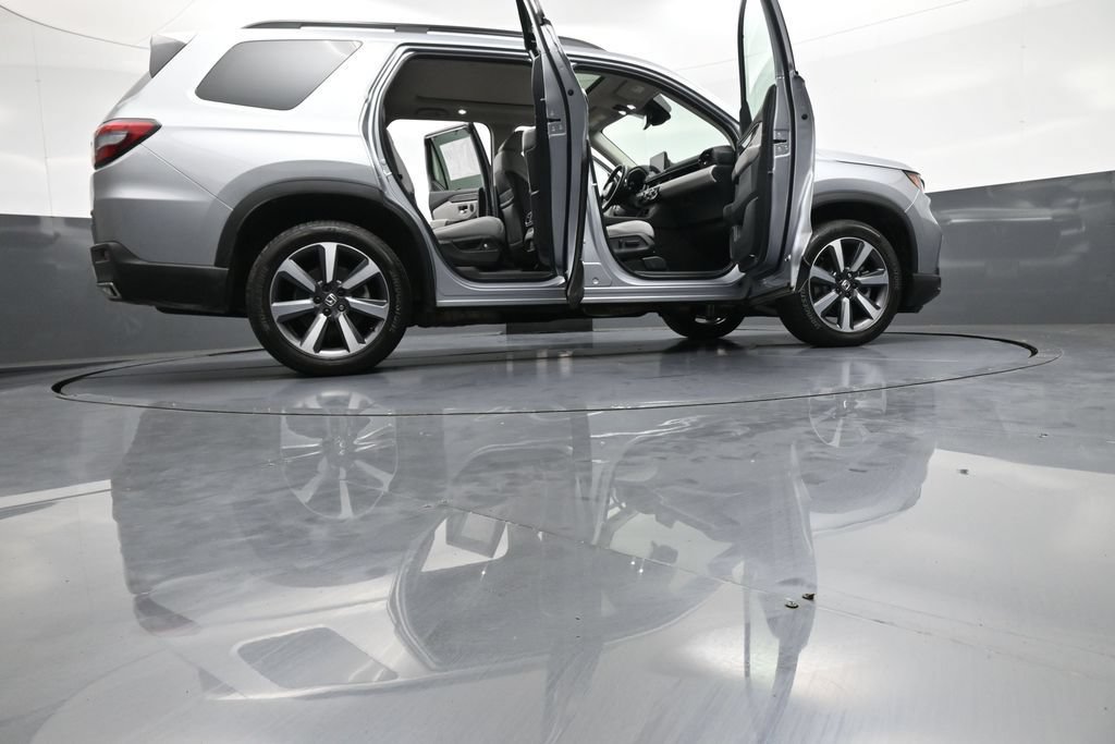 Certified 2023 Honda Pilot Touring image 54