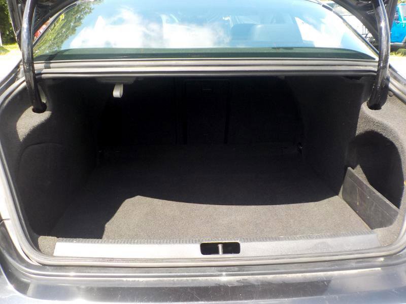 Used 2012 Volkswagen CC Executive image 23