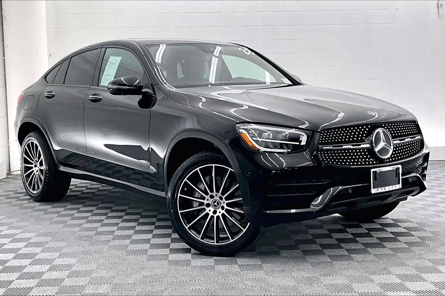Used 2023 Mercedes-Benz GLC 300 4MATIC image 35