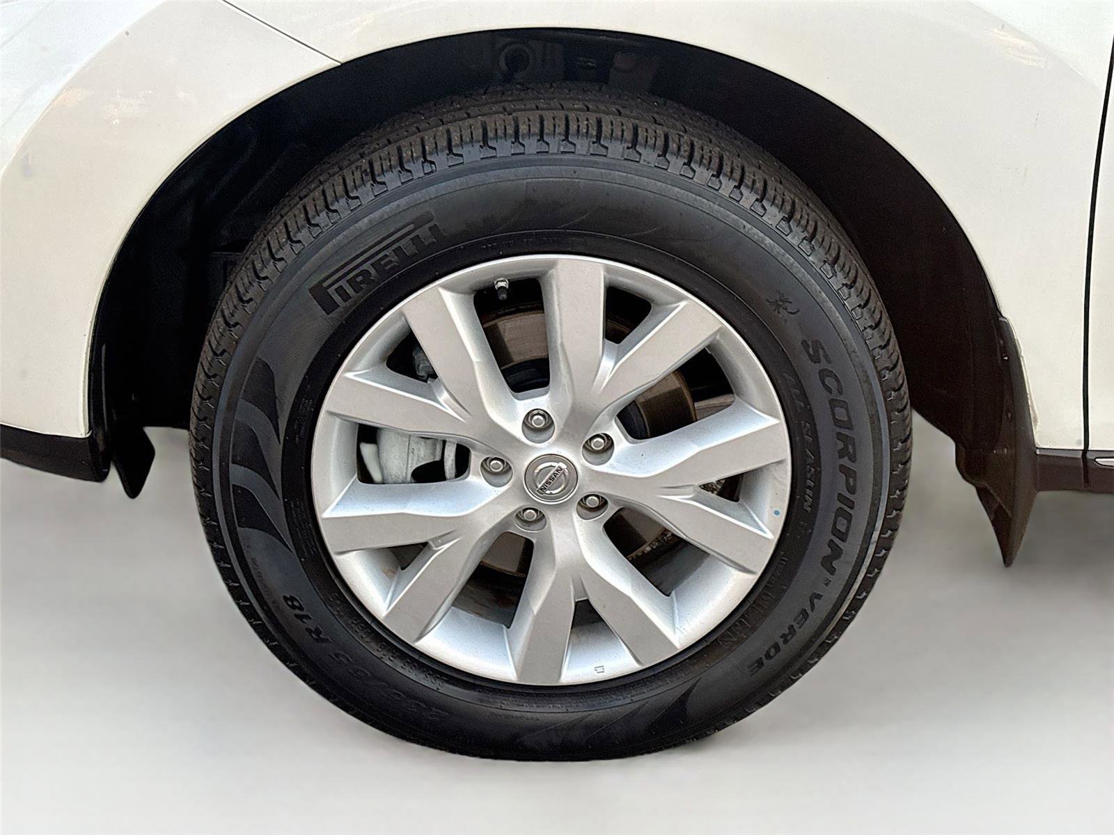 Used 2013 Nissan Murano S image 29