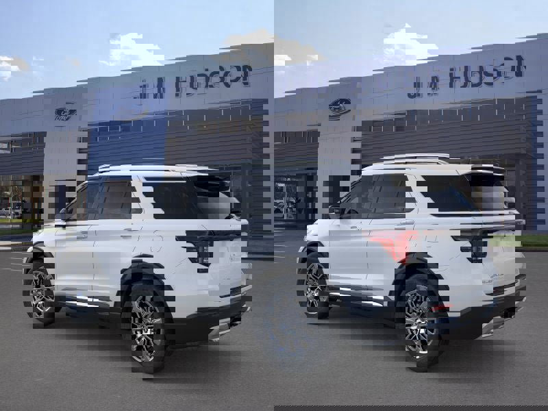 New 2026 Ford Explorer Platinum image 4
