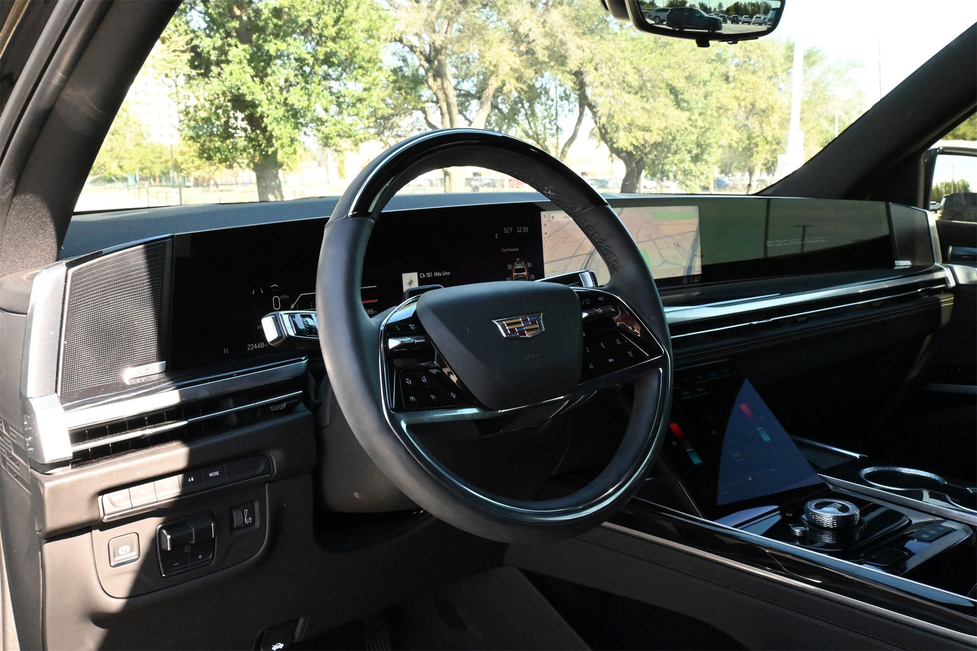 Certified 2025 Cadillac Escalade Sport w/ LPO, Floor Liner Package image 17