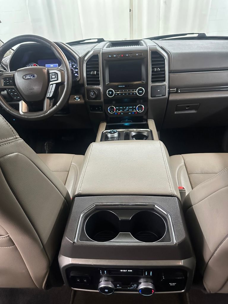 Used 2020 Ford Expedition XLT w/ Equipment Group 202A image 25