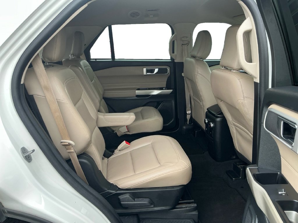 Used 2022 Ford Explorer XLT w/ Equipment Group 202A RWD image 23