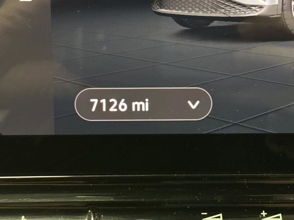 Used 2021 Volkswagen ID.4 Pro image 6