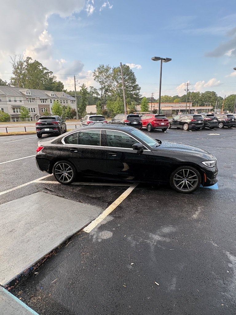 Used 2019 BMW 330i Sedan w/ Convenience Package RWD image 4
