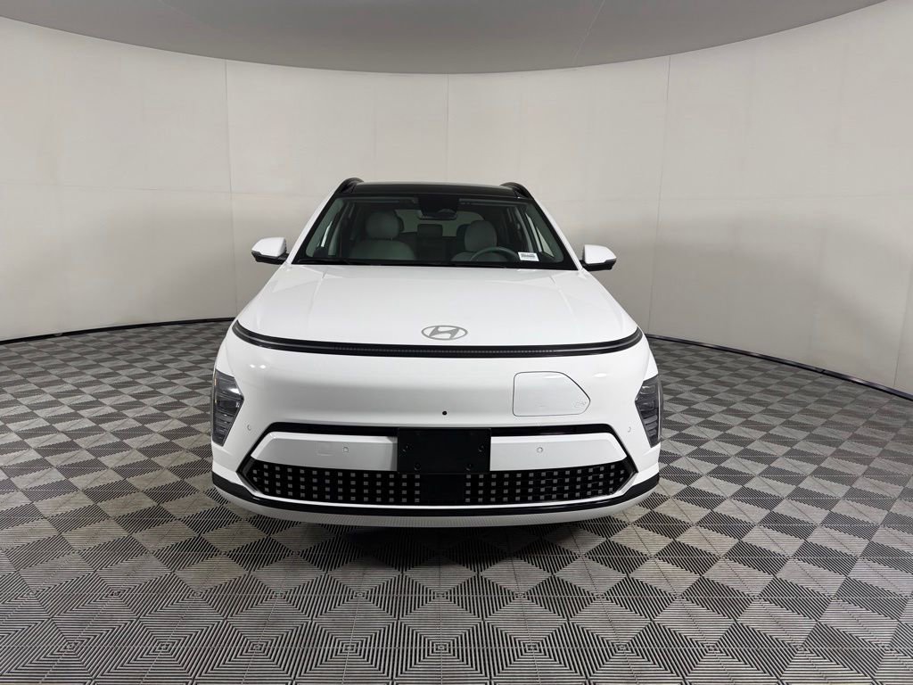 Used 2024 Hyundai Kona Limited FWD image 11
