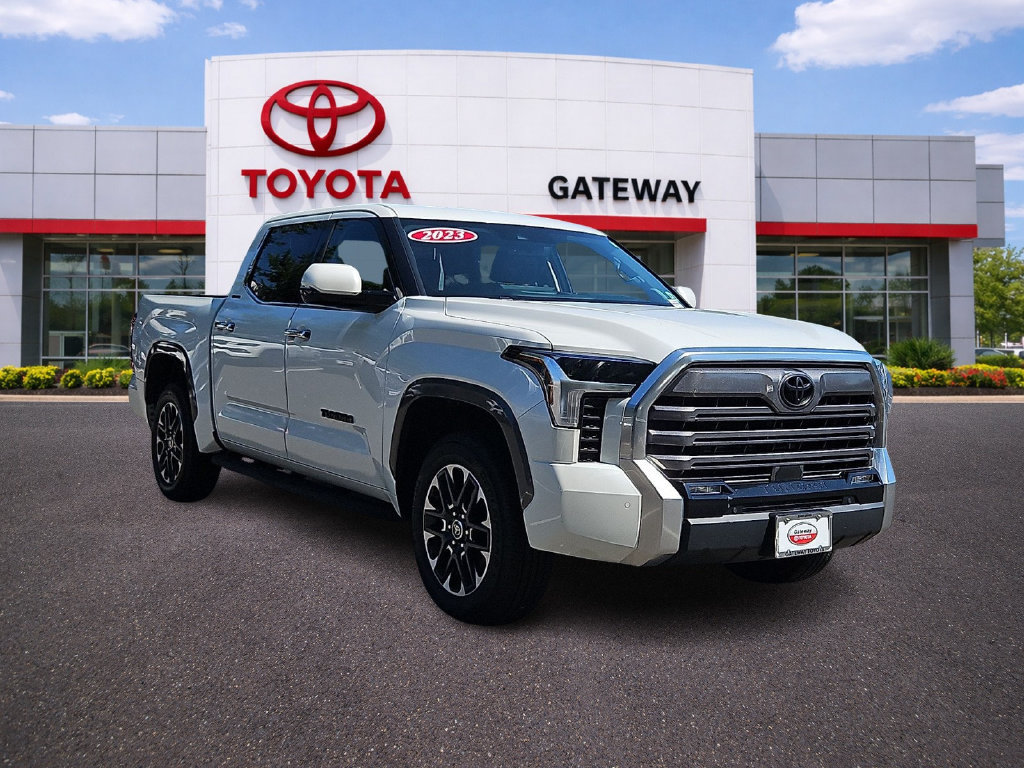 Used 2023 Toyota Tundra Limited w/ Power Package AWD/4WD image 3