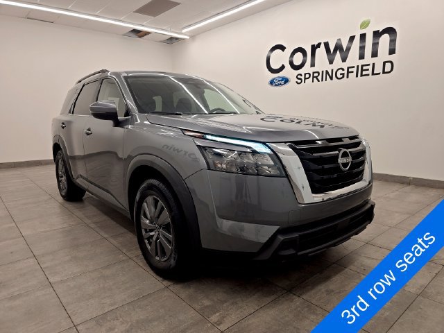 Used 2025 Nissan Pathfinder SV FWD image 6