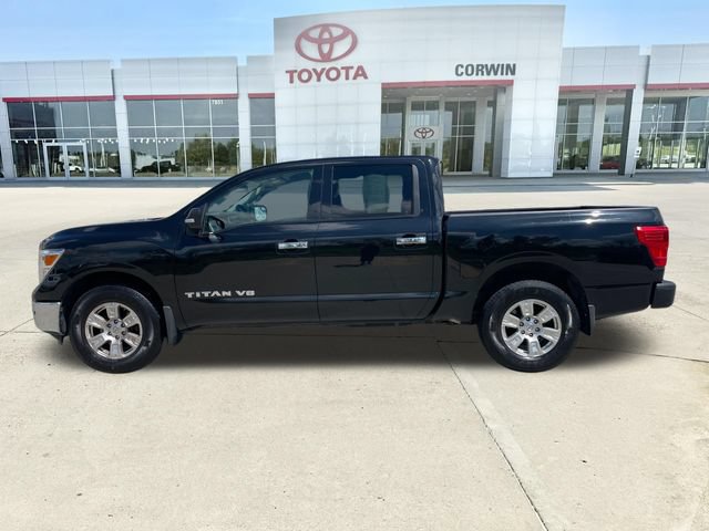 Used 2018 Nissan Titan SV w/ SV Convenience Package AWD/4WD video 2