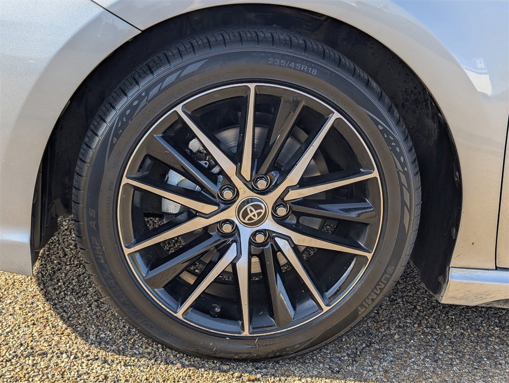 Used 2022 Toyota Camry SE image 9