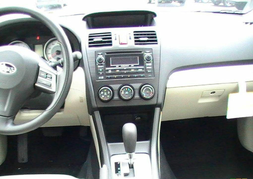 Used 2012 Subaru Impreza 2.0i Sport Limited image 4