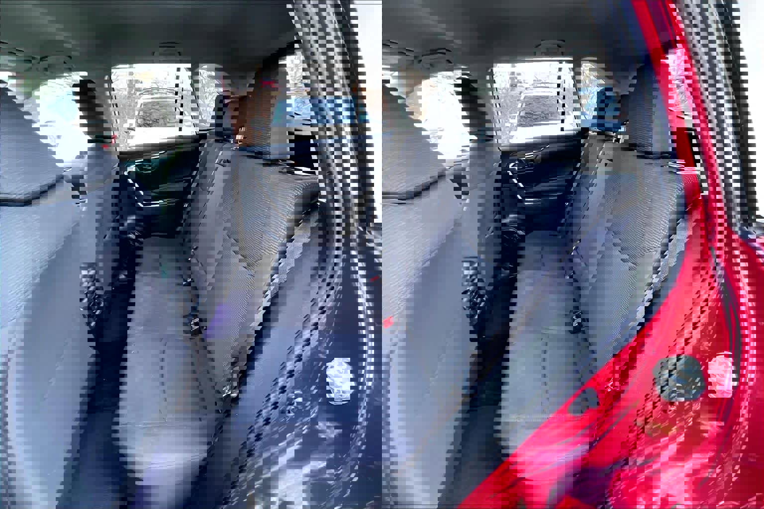 Used 2019 Toyota RAV4 LE w/ Carpet Mat Package image 19