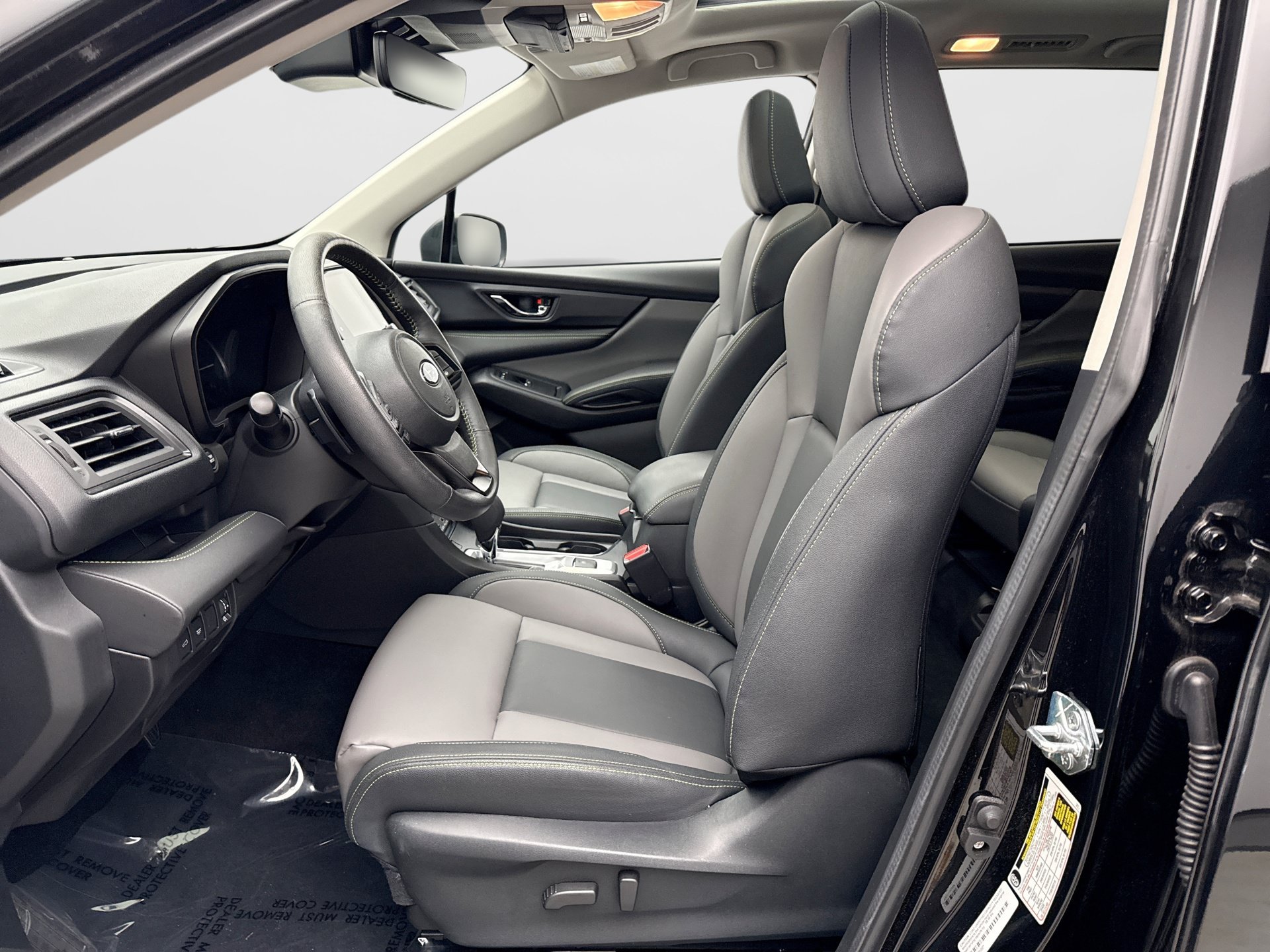 Used 2023 Subaru Ascent Onyx Edition AWD/4WD image 11