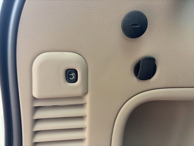 Used 2021 Jeep Grand Cherokee Limited image 22