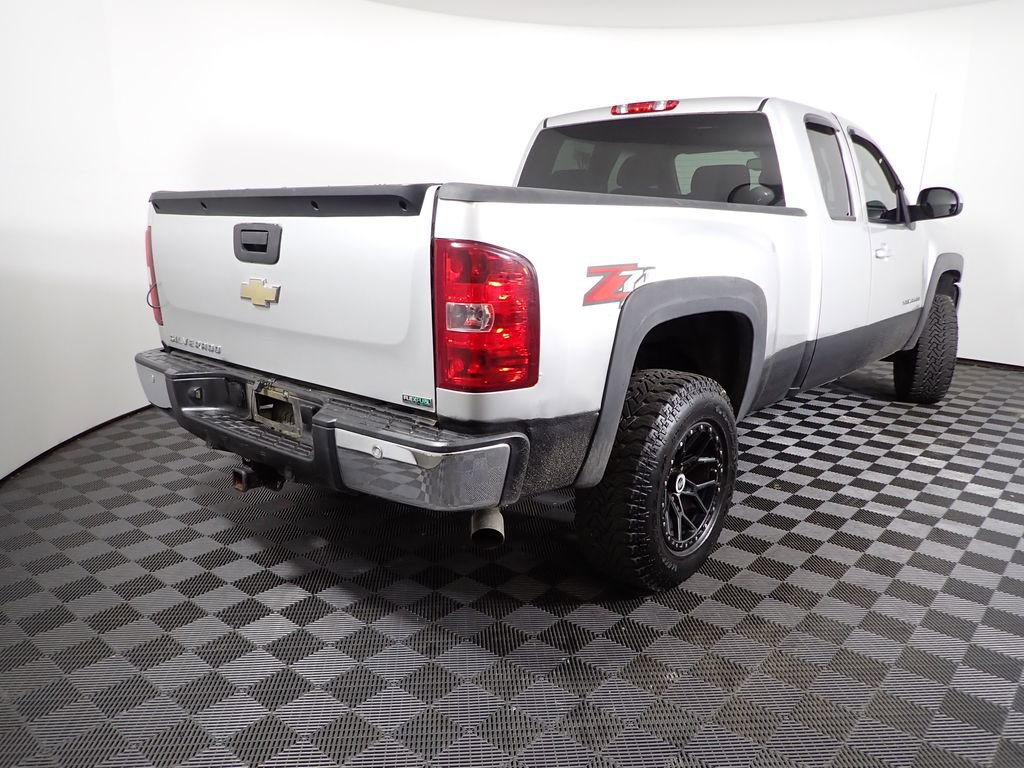 Used 2011 Chevrolet Silverado 1500 LT w/ All-Star Edition image 12