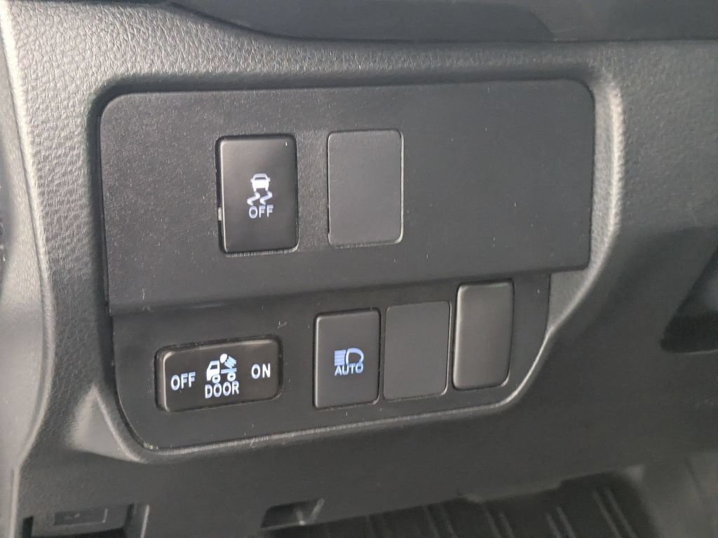 Used 2021 Toyota Tacoma SR5 RWD image 14