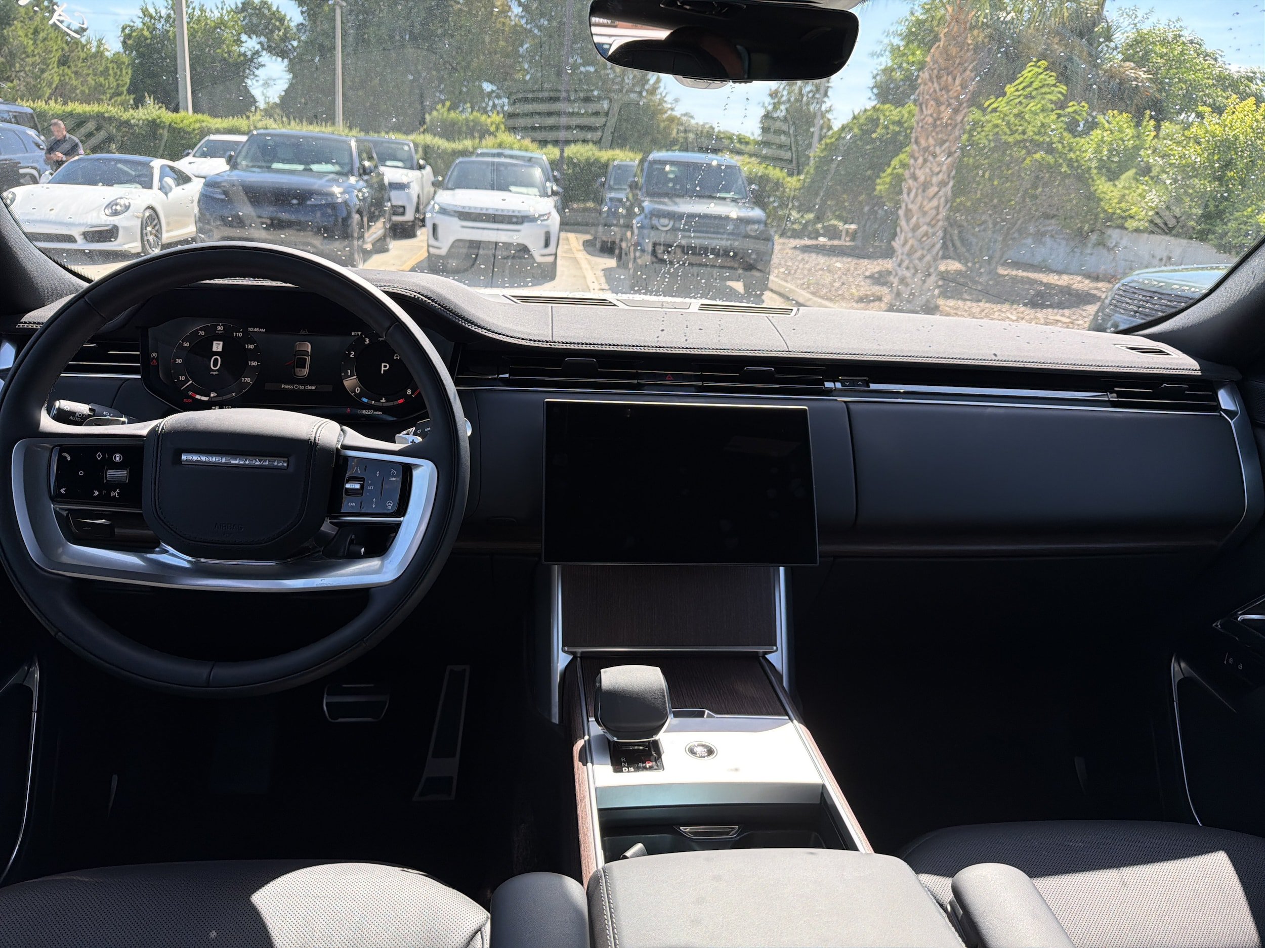 Used 2025 Land Rover Range Rover SE AWD/4WD image 5