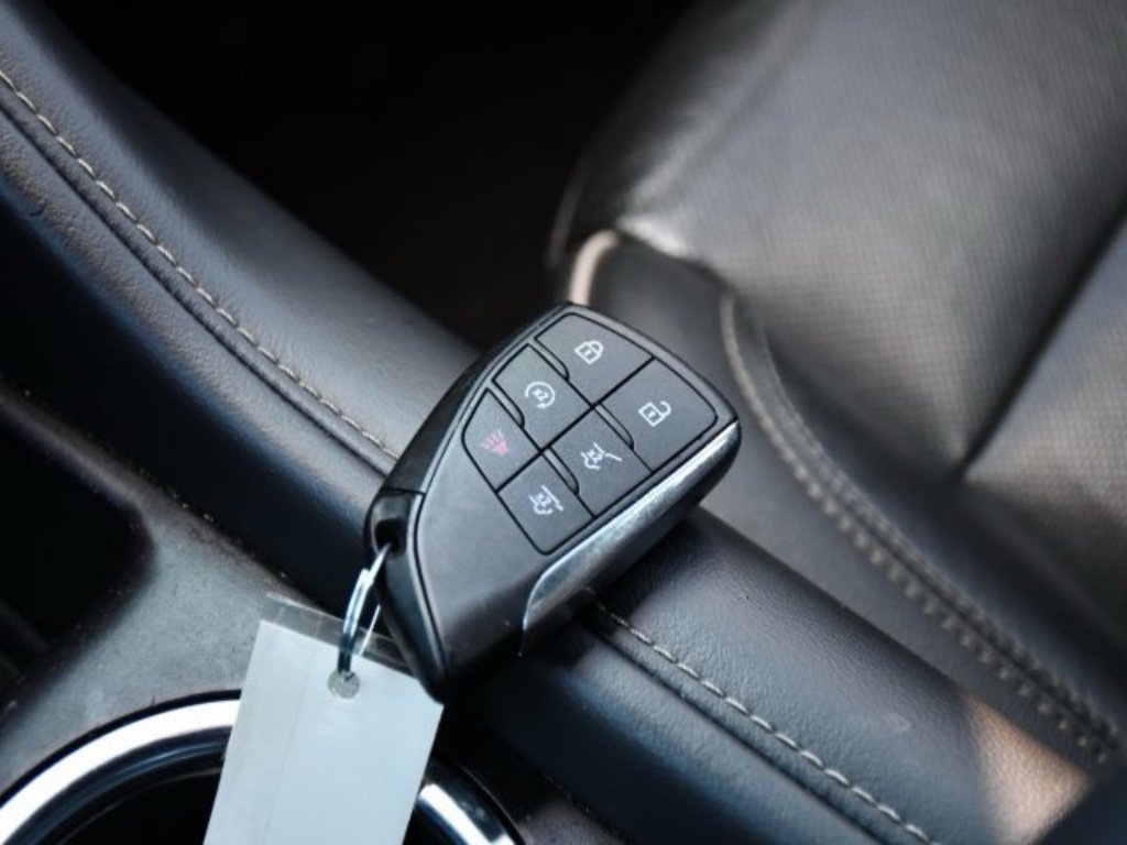 Used 2021 GMC Yukon XL SLT image 17