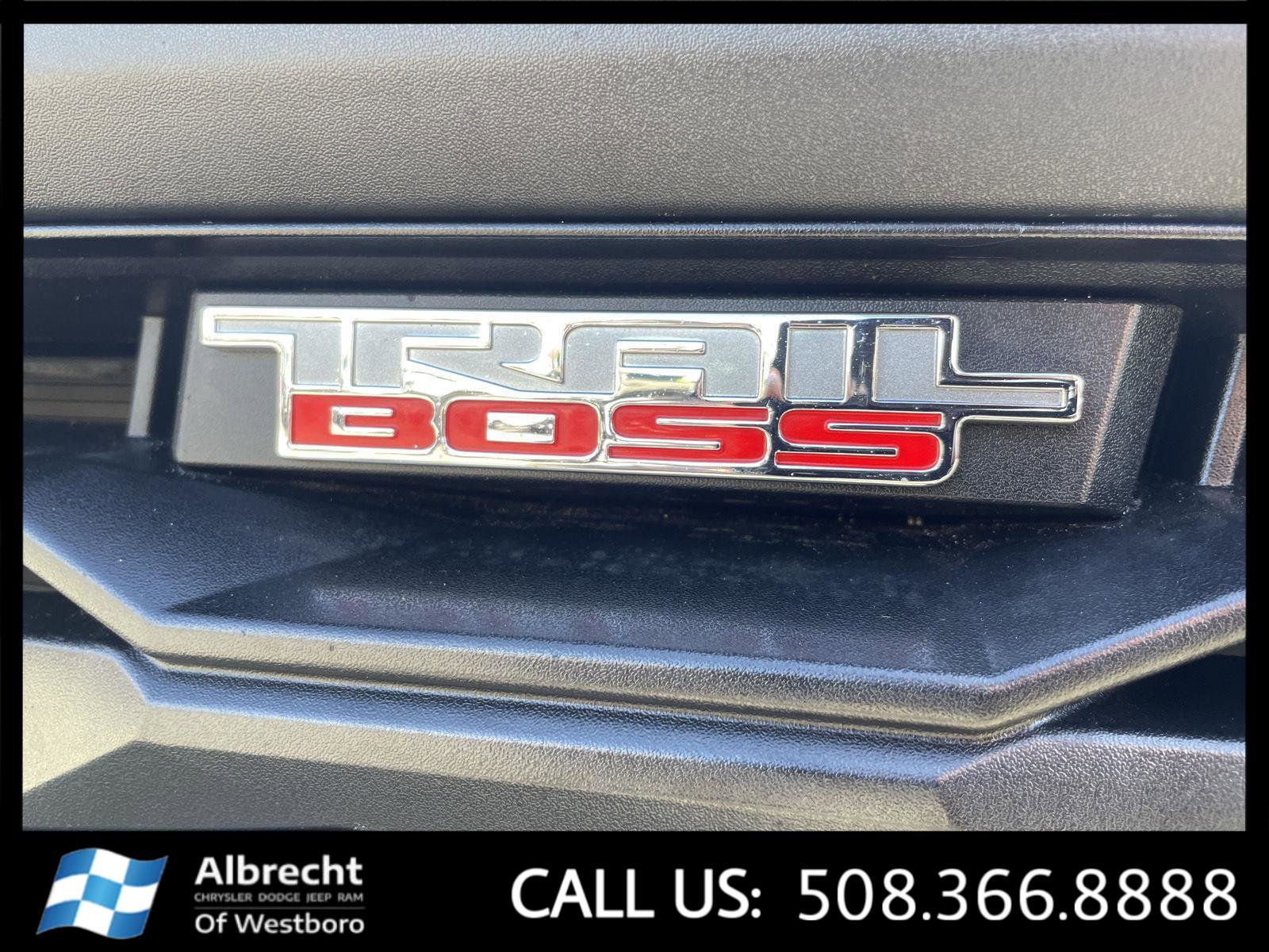 Used 2023 Chevrolet Colorado Trail Boss image 29