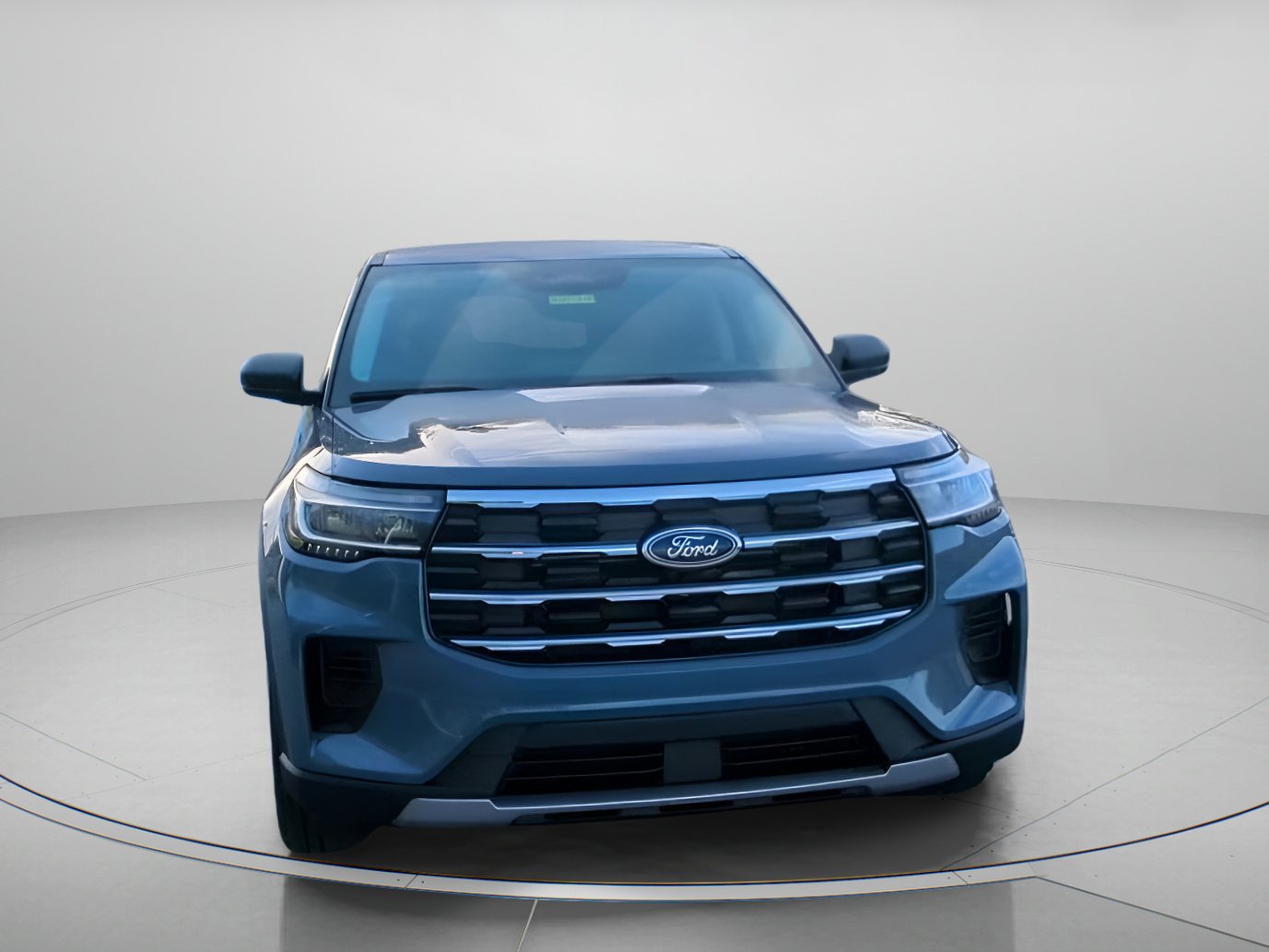 New 2026 Ford Explorer Active RWD image 8