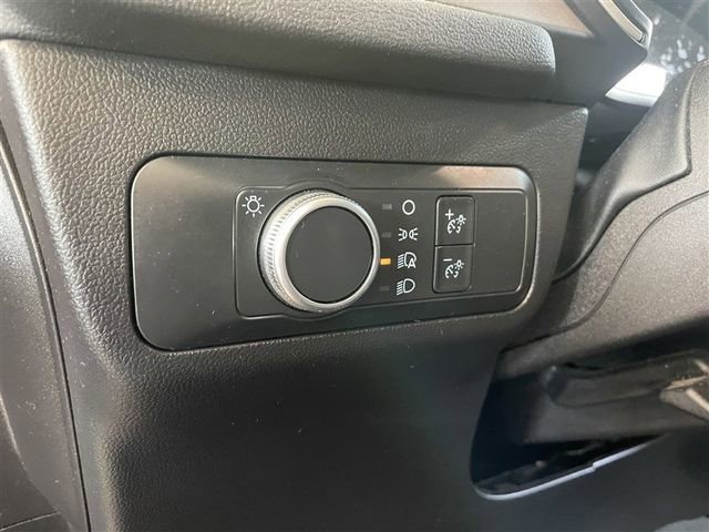 Used 2022 Ford Escape SE w/ Cold Weather Package image 13