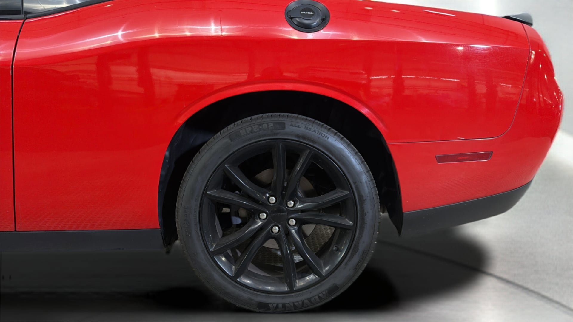 Used 2016 Dodge Challenger SXT w/ Blacktop Package RWD image 37