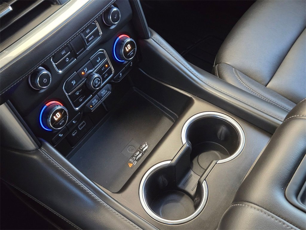 Used 2022 Chevrolet Tahoe LT w/ LT Signature Plus Package image 19