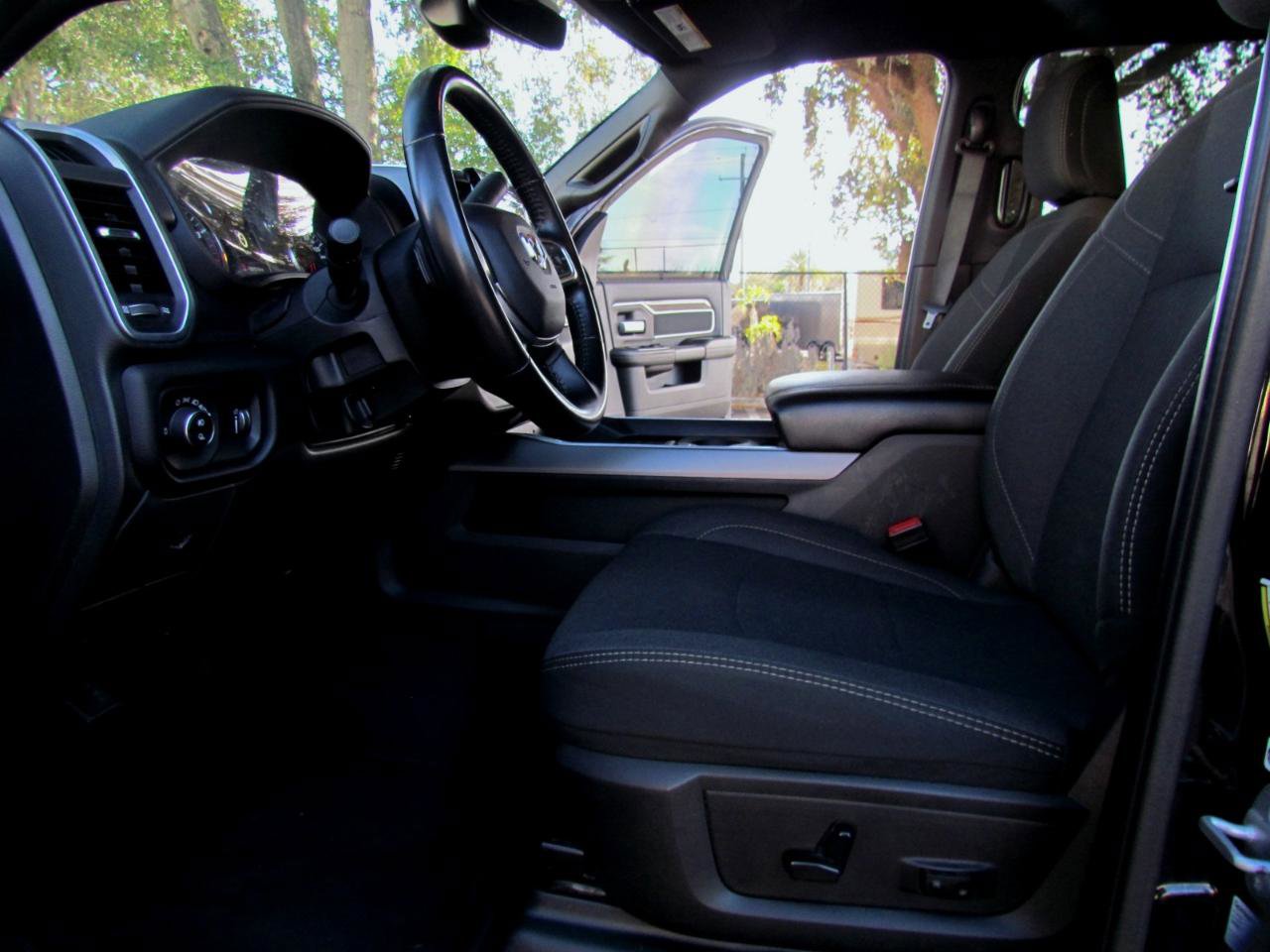 Used 2024 RAM 3500 Big Horn w/ Night Edition image 20