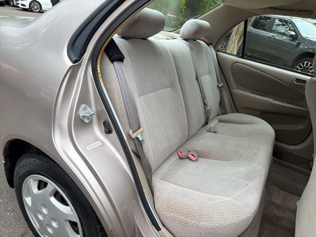Used 2000 Toyota Corolla CE FWD image 10