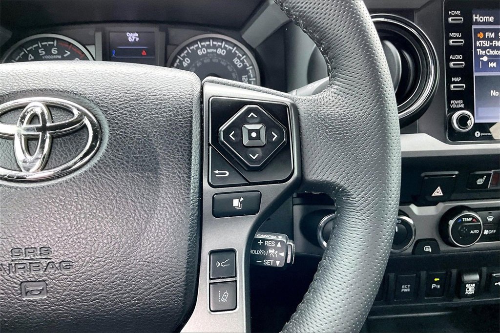 Used 2021 Toyota Tacoma TRD Off-Road w/ TRD Premium Off Road Package image 11