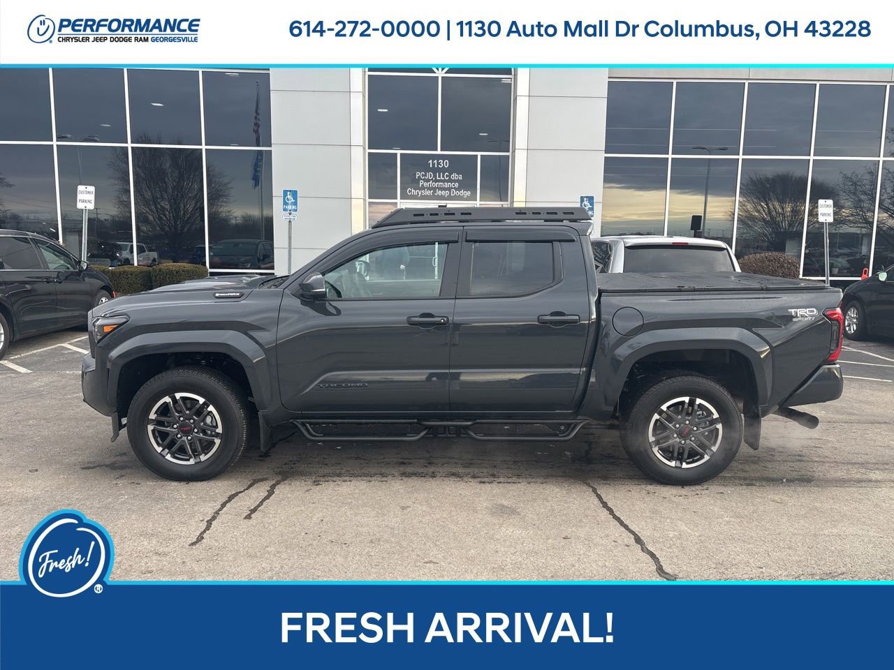 Used 2025 Toyota Tacoma TRD Sport image 7