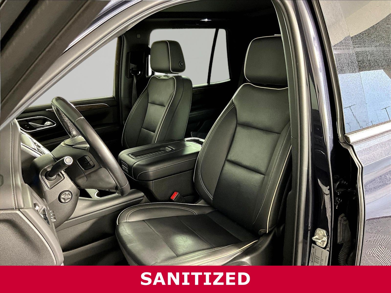 Used 2023 Chevrolet Tahoe Premier AWD/4WD image 19
