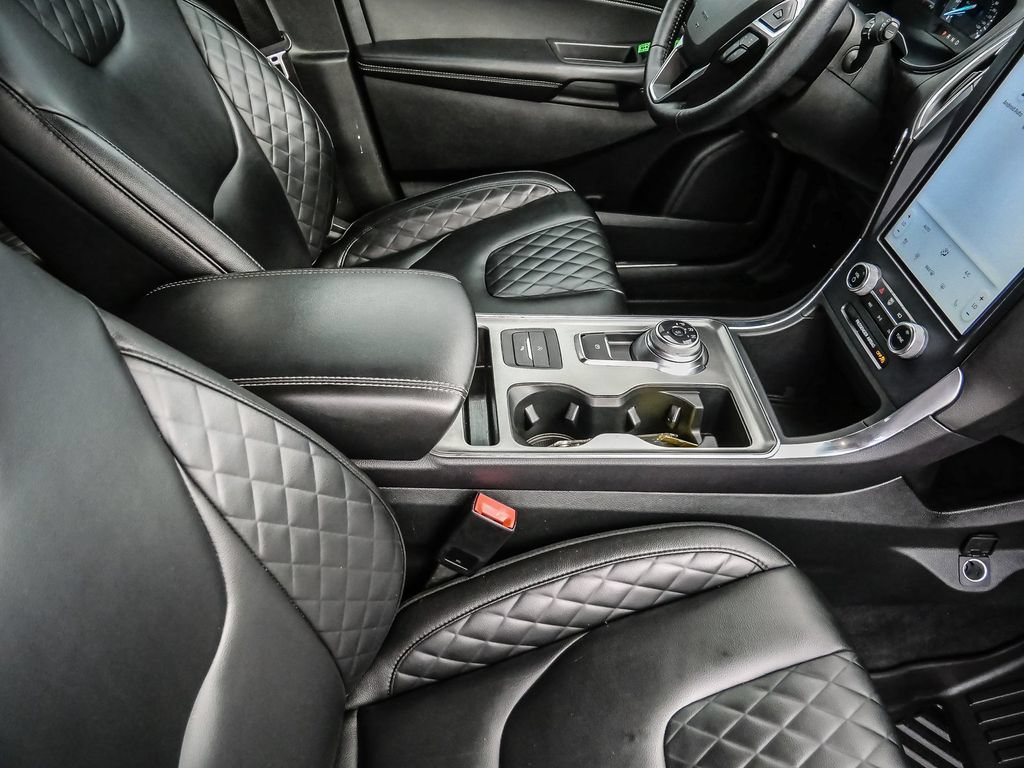 Used 2023 Ford Edge Titanium AWD/4WD image 19