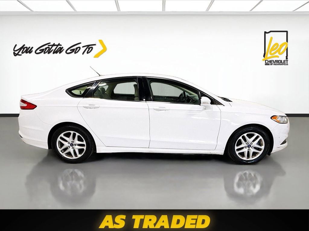 Used 2016 Ford Fusion SE image 4
