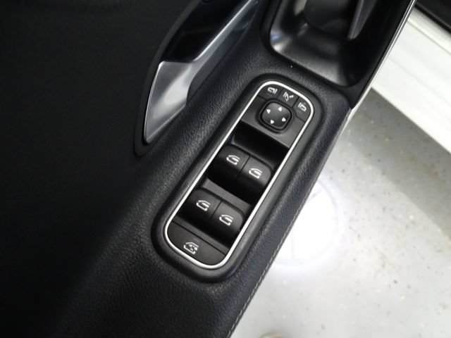 Used 2020 Mercedes-Benz CLA 250 4MATIC image 10