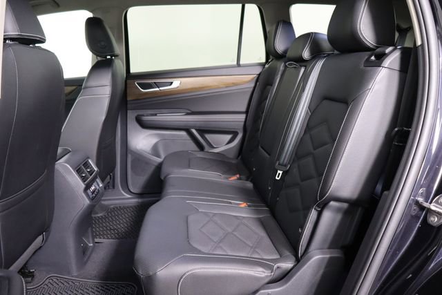 Used 2026 Volkswagen Atlas SE FWD image 15