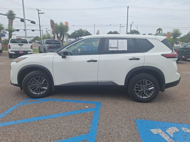 Certified 2025 Nissan Rogue S AWD/4WD image 3