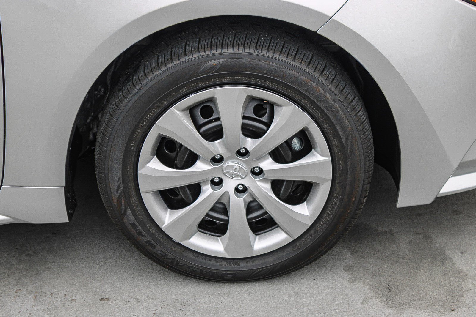 New 2027 Toyota Corolla LE FWD image 11